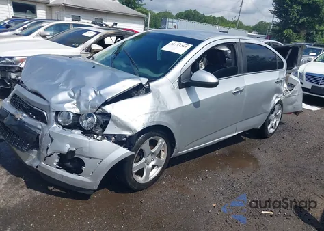 2015 Chevrolet Sonic Ltz z USA, uszkodzony, nr VIN 1G1JE5SB5F4202862